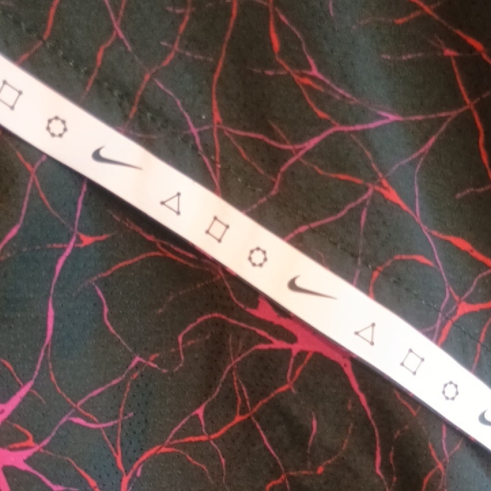 Nike Black And Pink Web Pattern Jacket - image 5